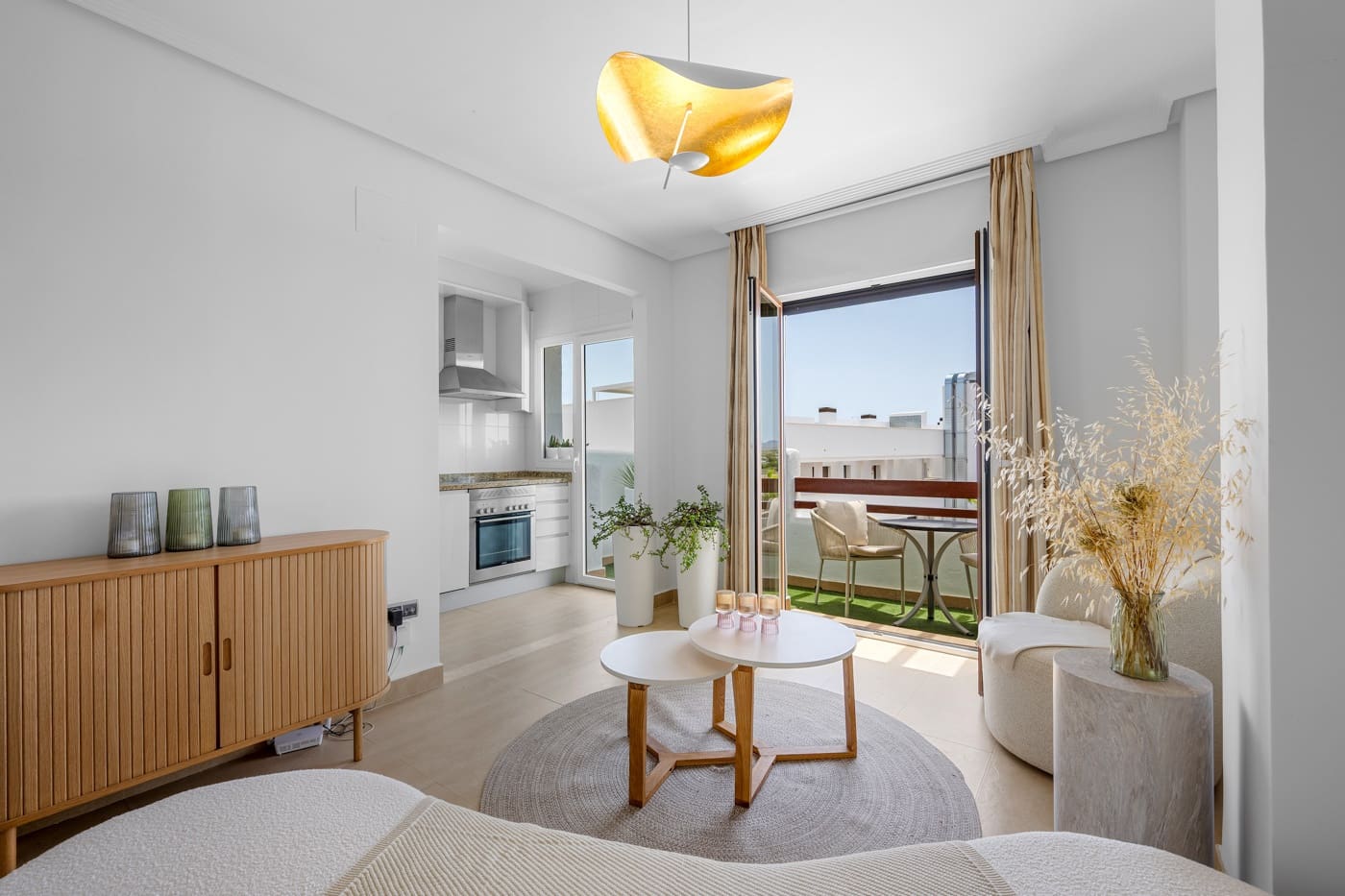 1 sypialnia Apartament na sprzedaż w Los Alcazares z basenem garażem - 139 000 € (Ref: 9914959)