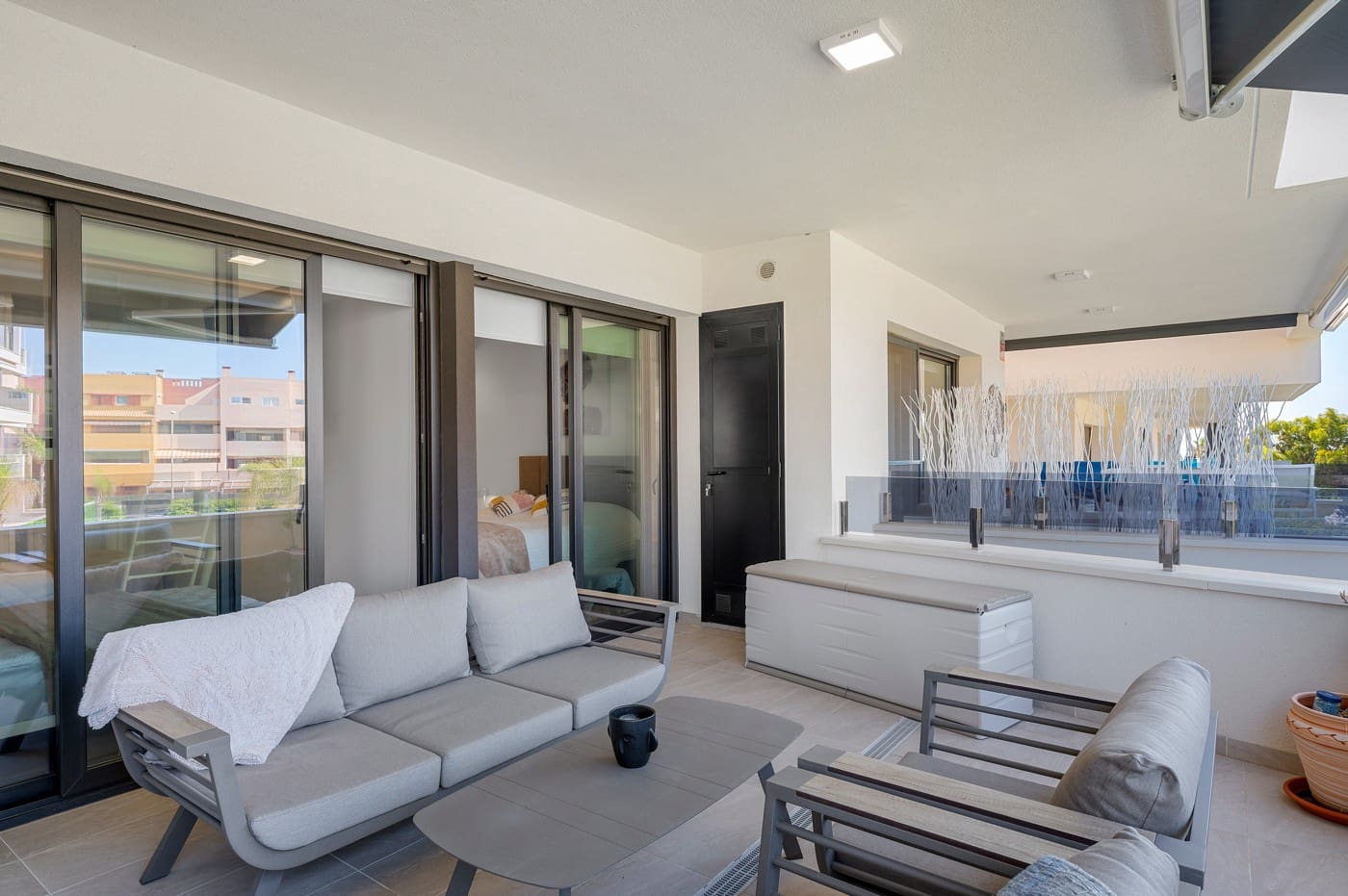 2 Zimmer Apartment zu verkaufen in Playa Flamenca mit Pool Garage - 350.000 € (Ref: 9944894)