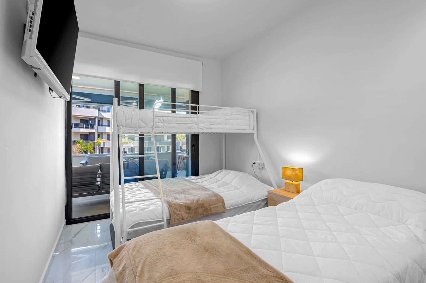 2 Zimmer Apartment zu verkaufen in Playa Flamenca mit Pool Garage - 350.000 € (Ref: 9944894)