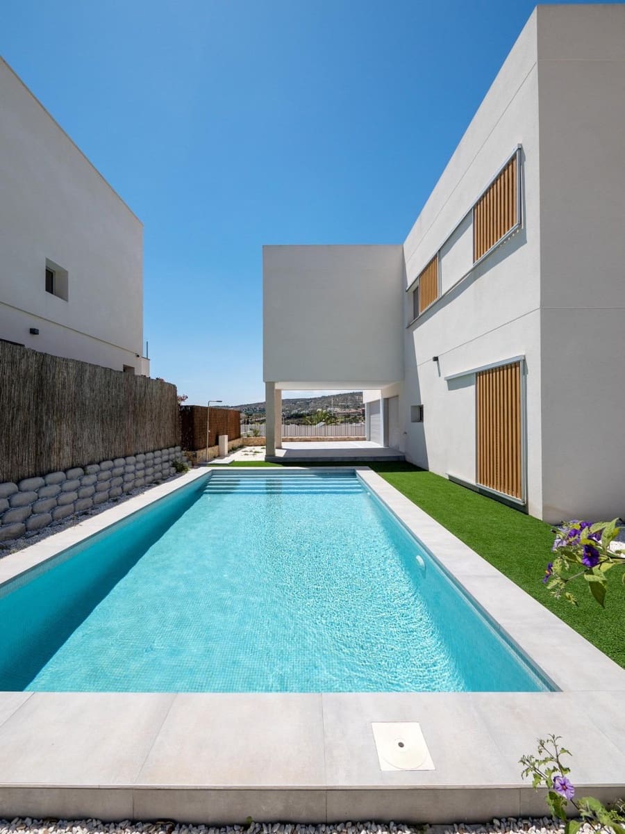 4 soveværelse Villa til salg i Algorfa med swimmingpool - € 669.000 (Ref: 9974728)