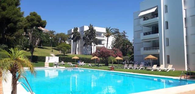 2 makuuhuone Huoneisto myytävänä paikassa Los Monteros, Marbella mukana uima-altaan 
autotalli - 545 000 € (Ref: 9105263)