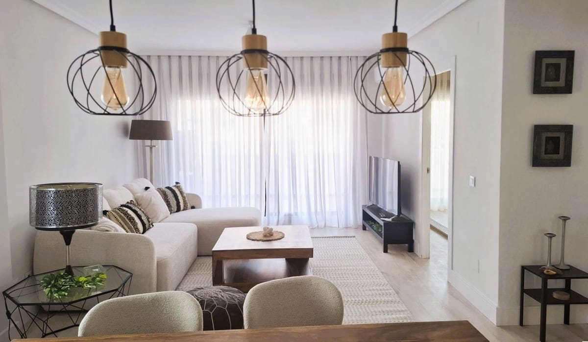 3 bedroom Apartment for sale in Nueva Andalucia with pool garage - € 685,000 (Ref: 9290909)