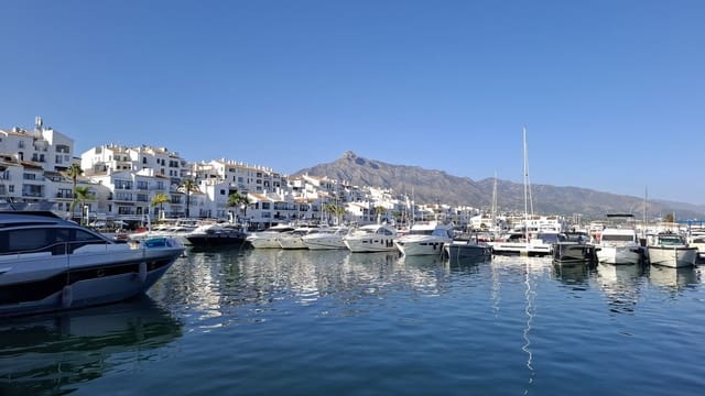 3 Zimmer Apartment zu verkaufen in Nueva Andalucia, Marbella mit Pool Garage - 685.000 € (Ref: 9290909)