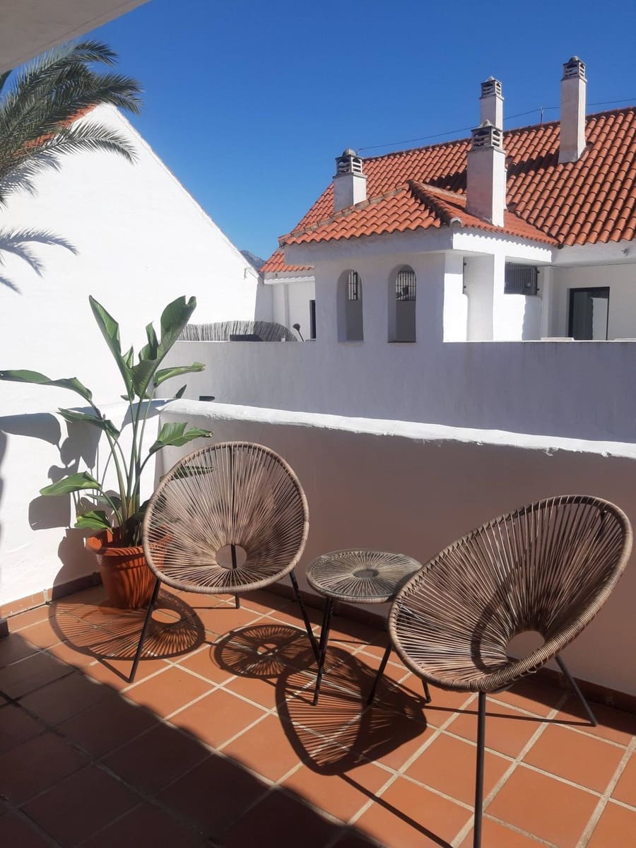 3 bedroom Apartment for sale in Nueva Andalucia with pool garage - € 685,000 (Ref: 9290909)