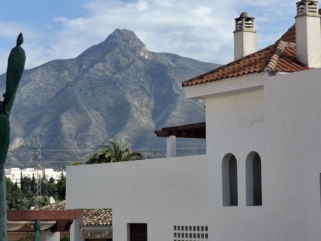 3 soverom Leilighet til salgs i Nueva Andalucia, Marbella med svømmebasseng garasje - € 669 000 (Ref: 9290909)