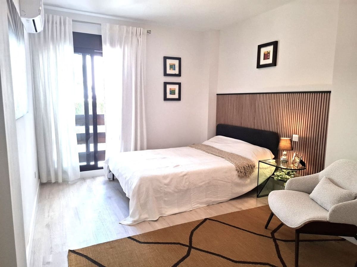 3 bedroom Apartment for sale in Nueva Andalucia with pool garage - € 669,000 (Ref: 9290909)