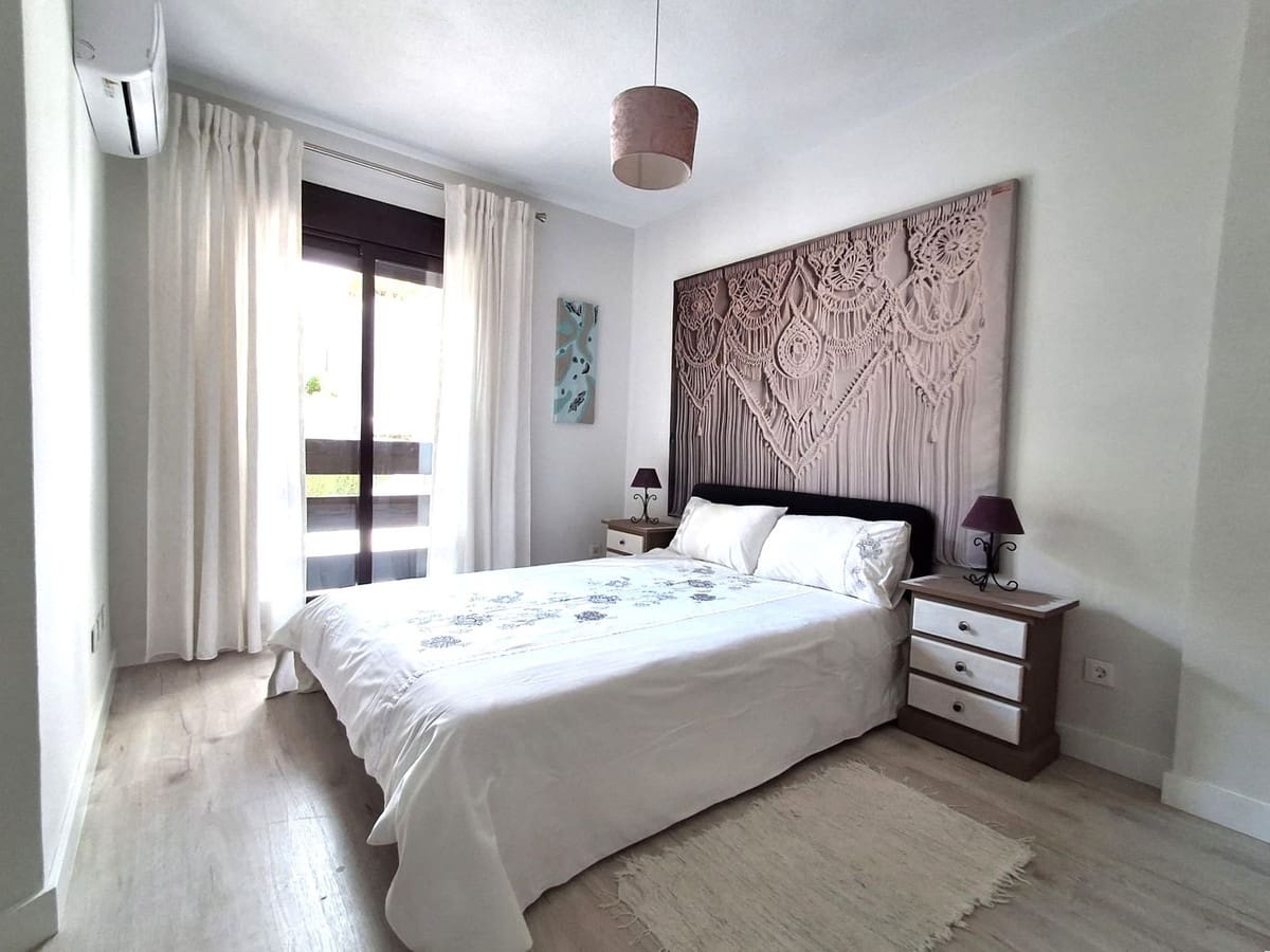3 bedroom Apartment for sale in Nueva Andalucia with pool garage - € 669,000 (Ref: 9290909)