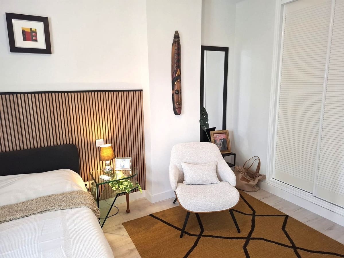 3 bedroom Apartment for sale in Nueva Andalucia with pool garage - € 669,000 (Ref: 9290909)