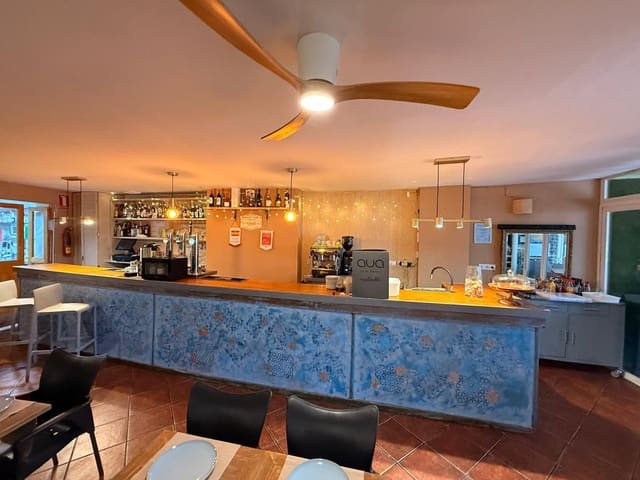 Restaurant/Bar à vendre à Estepona - 125 000 € (Ref: 9537035)