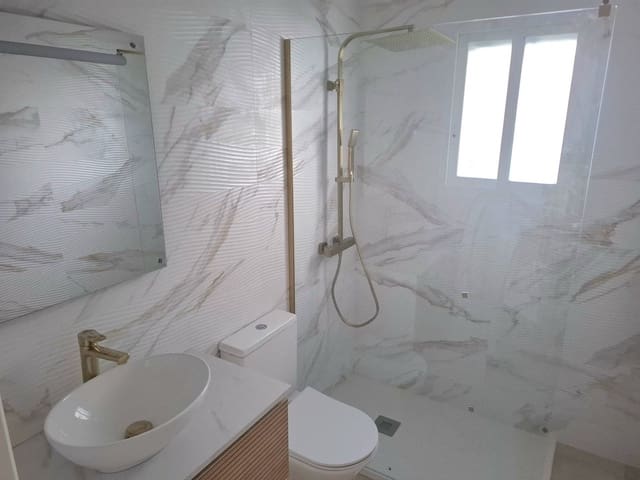 2 soveværelse Lejlighed til salg i Nueva Andalucia, Marbella med swimmingpool garage - € 465.000 (Ref: 9581620)