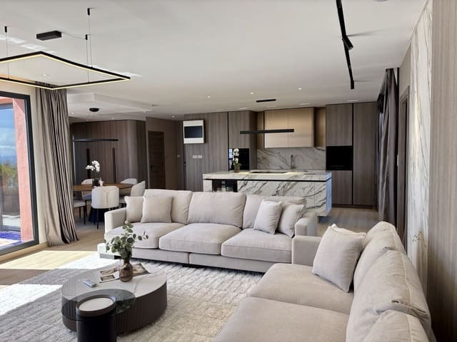 3 camera da letto Attico in vendita in Calahonda, Mijas con piscina garage - 995.000 € (Rif: 9905288)