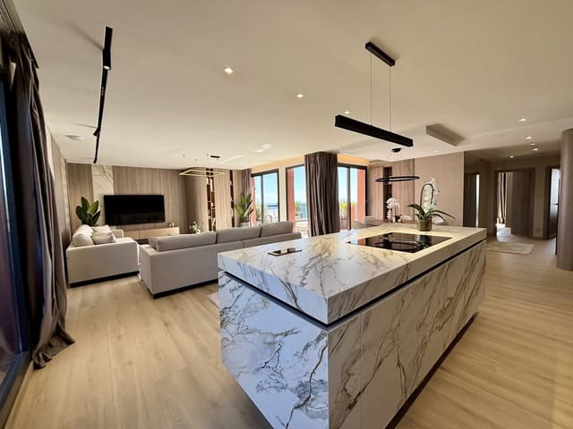 3 camera da letto Attico in vendita in Calahonda, Mijas con piscina garage - 995.000 € (Rif: 9905288)