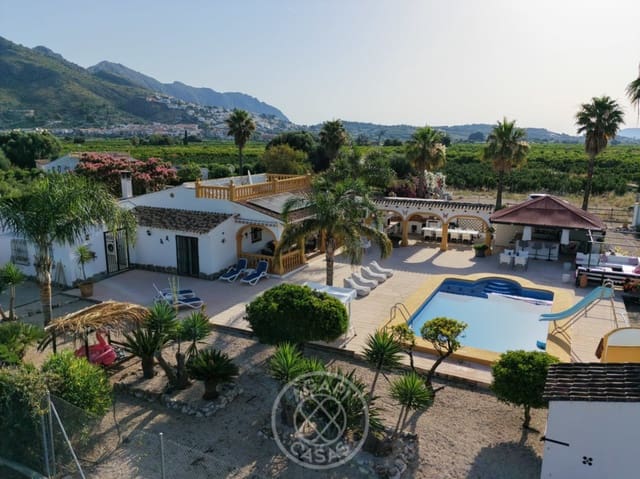 2 chambre Villa/Maison à vendre à Benimeli avec piscine garage - 390 000 € (Ref: 10004344)