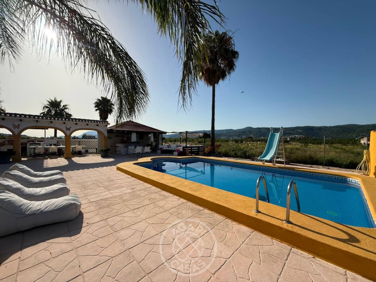 2 Zimmer Villa zu verkaufen in Benimeli mit Pool Garage - 390.000 € (Ref: 10004344)