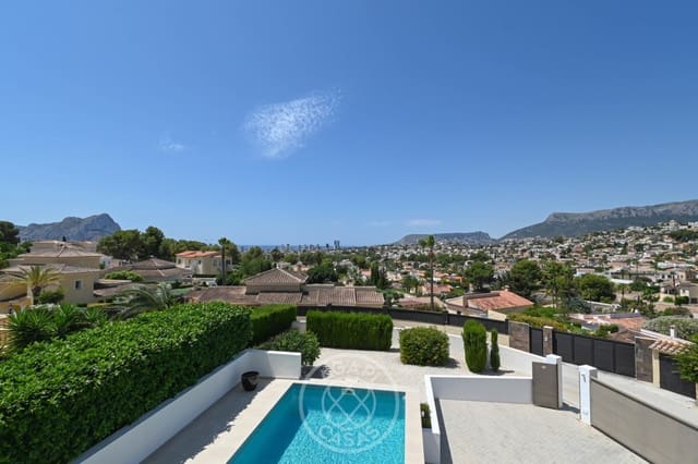 4 camera da letto Villa in vendita in Calpe / Calp con piscina garage - 1.380.000 € (Rif: 10004347)