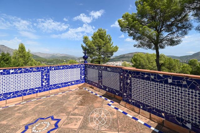 3 quarto Moradia para venda em Parcent com garagem - 435 000 € (Ref: 10088691)