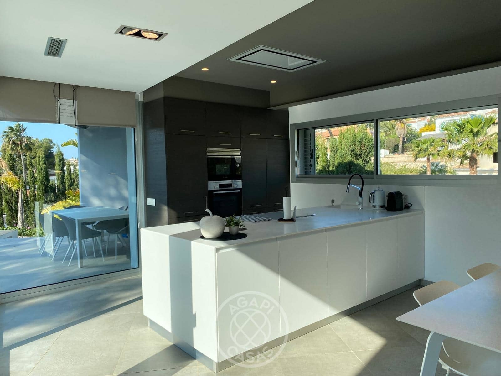 Chalet de 4 habitaciones en Calpe / Calp en venta con piscina garaje - 1.250.000 € (Ref: 10088694)