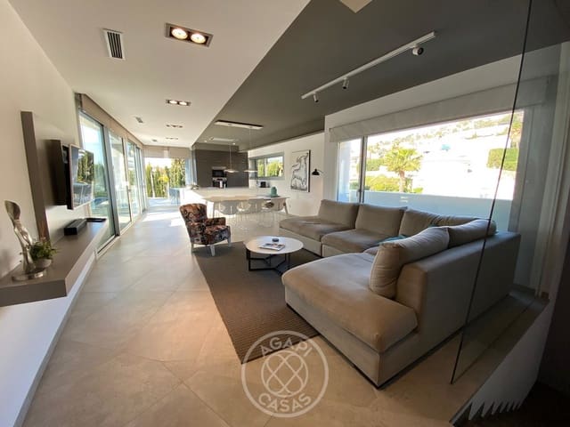 Chalet de 4 habitaciones en Calpe / Calp en venta con piscina garaje - 1.250.000 € (Ref: 10088694)