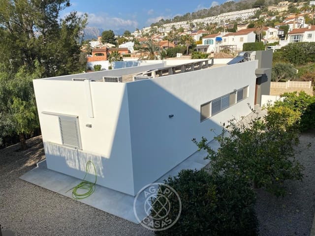 Chalet de 4 habitaciones en Calpe / Calp en venta con piscina garaje - 1.250.000 € (Ref: 10088694)