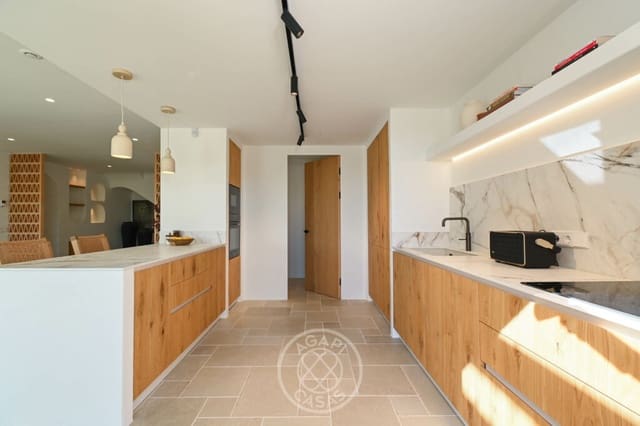 Chalet de 4 habitaciones en Moraira, Teulada-Moraira en venta con piscina garaje - 2.275.000 € (Ref: 10088695)