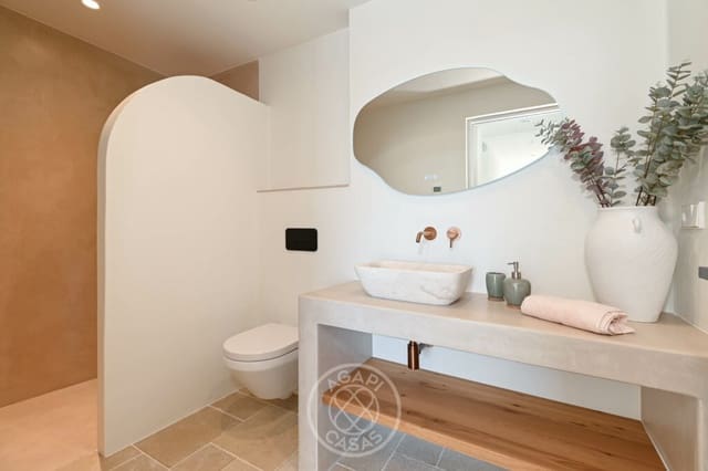 Chalet de 4 habitaciones en Moraira, Teulada-Moraira en venta con piscina garaje - 2.275.000 € (Ref: 10088695)