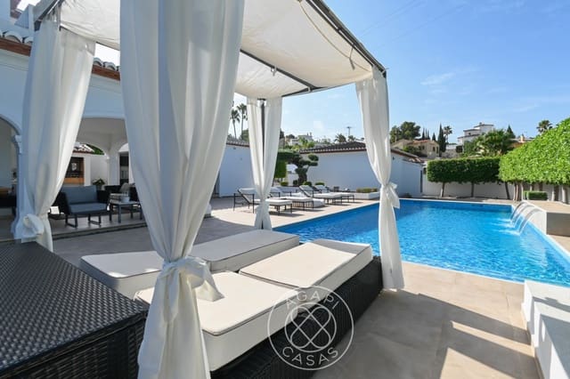 4 sypialnia Willa na sprzedaż w Paichi, Teulada-Moraira z basenem garażem - 1 499 000 € (Ref: 10121058)