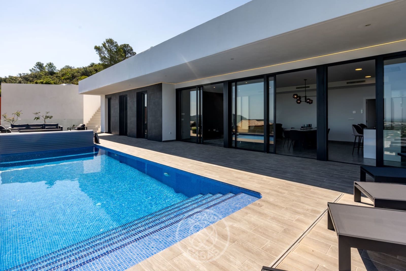 3 bedroom Villa for sale in Pedreguer with pool garage - € 745,000 (Ref: 10132950)