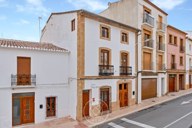 8 soveværelse Villa til salg i Centro ciudad, Javea / Xàbia - € 960.000 (Ref: 8771306)