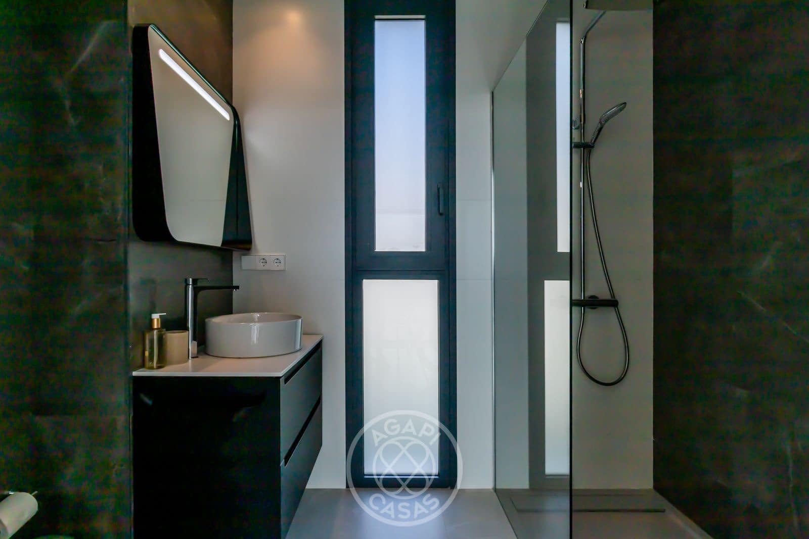 4 bedroom Villa for sale in Benissa with pool garage - € 1,250,000 (Ref: 8924609)