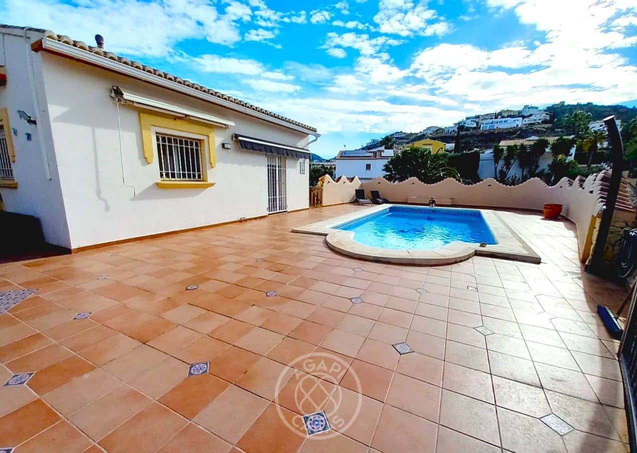 3 soveværelse Villa til salg i Rafol de Almunia med swimmingpool garage - € 399.000 (Ref: 9024820)