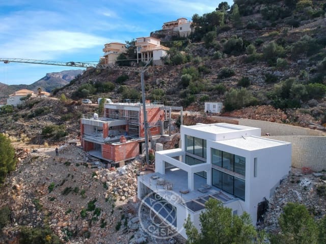 4 soverom Villa til salgs i La Sella med svømmebasseng garasje - € 1 770 000 (Ref: 9024830)