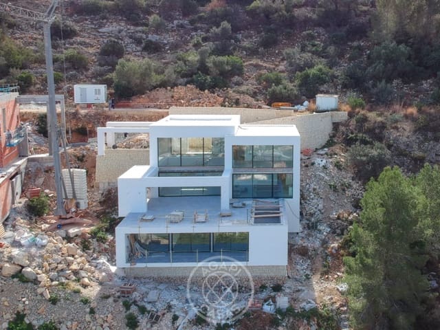 4 soverom Villa til salgs i La Sella med svømmebasseng garasje - € 1 770 000 (Ref: 9024830)