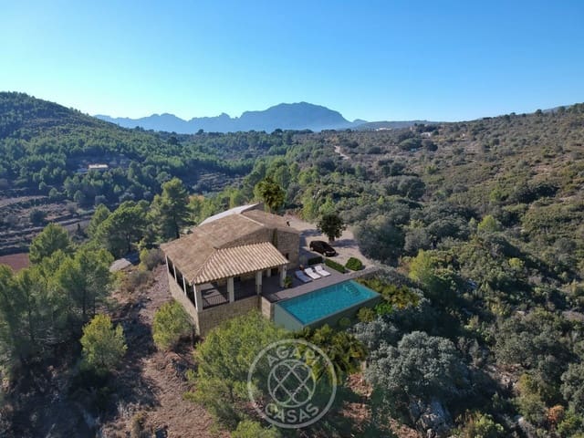 3 bedroom Villa for sale in Llíber with pool garage - € 990,000 (Ref: 9161248)