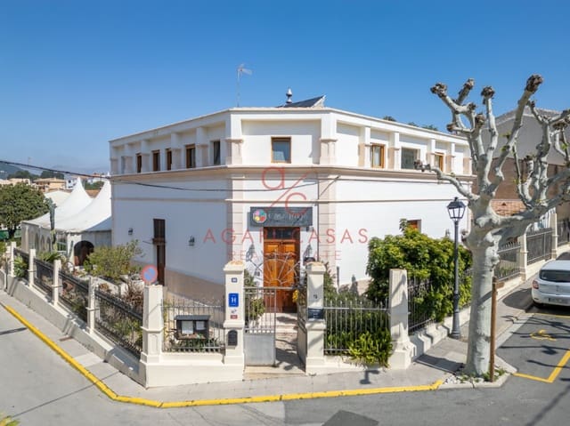 8 soveværelse Hotel til salg i Parcent med garage - € 1.200.000 (Ref: 9161256)