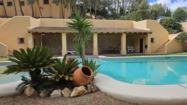 3 soveværelse Semi-Rækkehus til salg i Moraira, Teulada-Moraira med swimmingpool garage - € 548.000 (Ref: 9170527)
