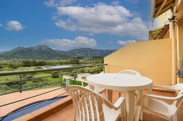 3 quarto Apartamento para venda em Alcalalí / Alcanalí com piscina - 308 000 € (Ref: 9357496)