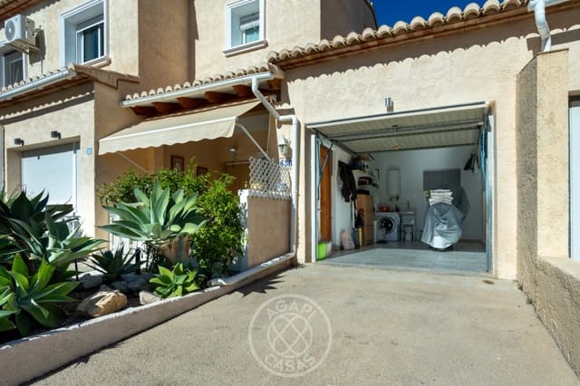 4 soveværelse Rækkehus til salg i Benissa med swimmingpool garage - € 369.000 (Ref: 9367768)