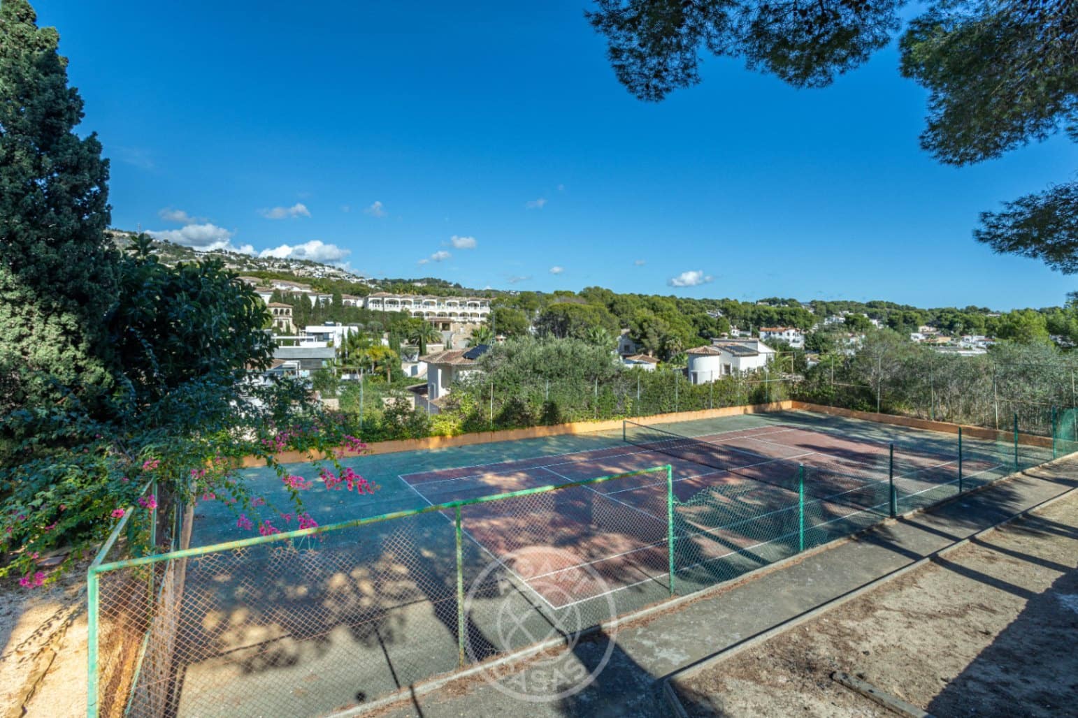 4 soveværelse Rækkehus til salg i Benissa med swimmingpool garage - € 369.000 (Ref: 9367768)