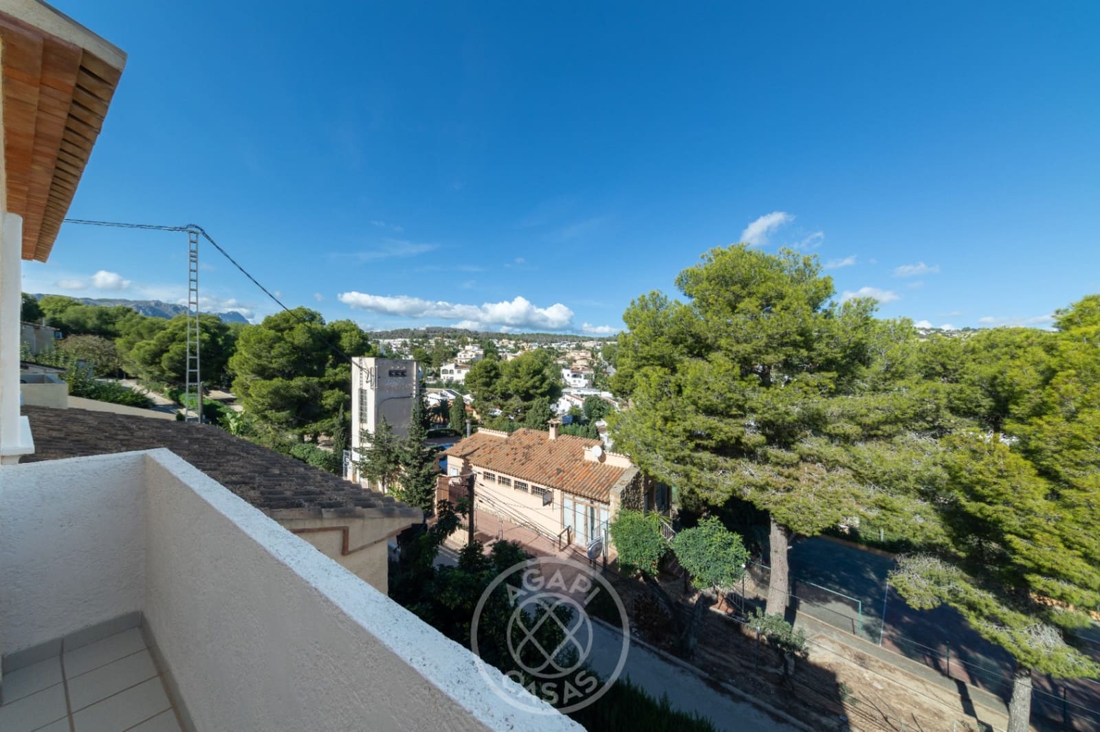 4 soveværelse Rækkehus til salg i Benissa med swimmingpool garage - € 369.000 (Ref: 9367768)