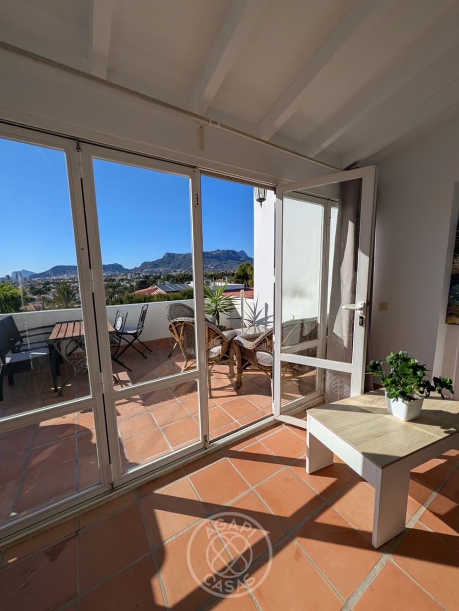 6 Zimmer Villa zu verkaufen in Calpe / Calp mit Pool Garage - 950.000 € (Ref: 9415108)