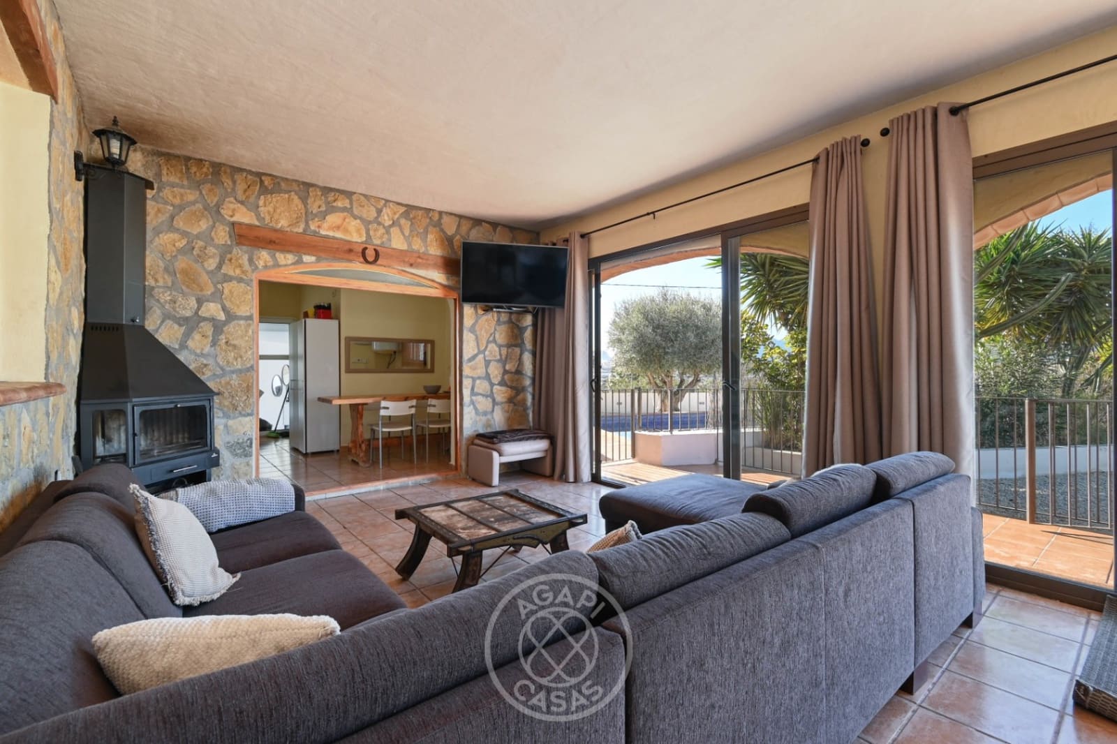 Chalet de 7 habitaciones en Benissa en venta con piscina garaje - 970.000 € (Ref: 9426514)