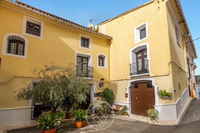 8 makuuhuone Hotelli myytävänä paikassa Beniali, Vall de Gallinera mukana uima-altaan 
autotalli - 799 000 € (Ref: 9485482)