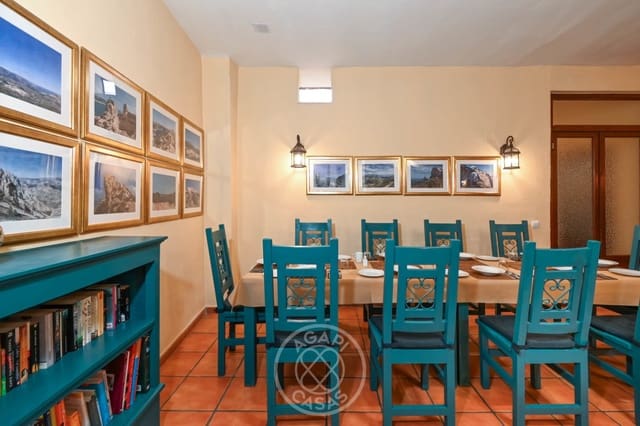 5 soveværelse Byhus til salg i Parcent - € 399.000 (Ref: 9563744)