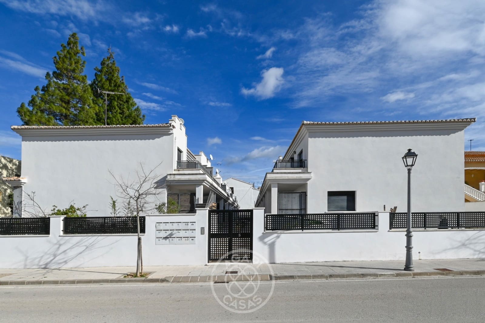 3 soveværelse Rækkehus til salg i Parcent med garage - € 210.000 (Ref: 9563745)