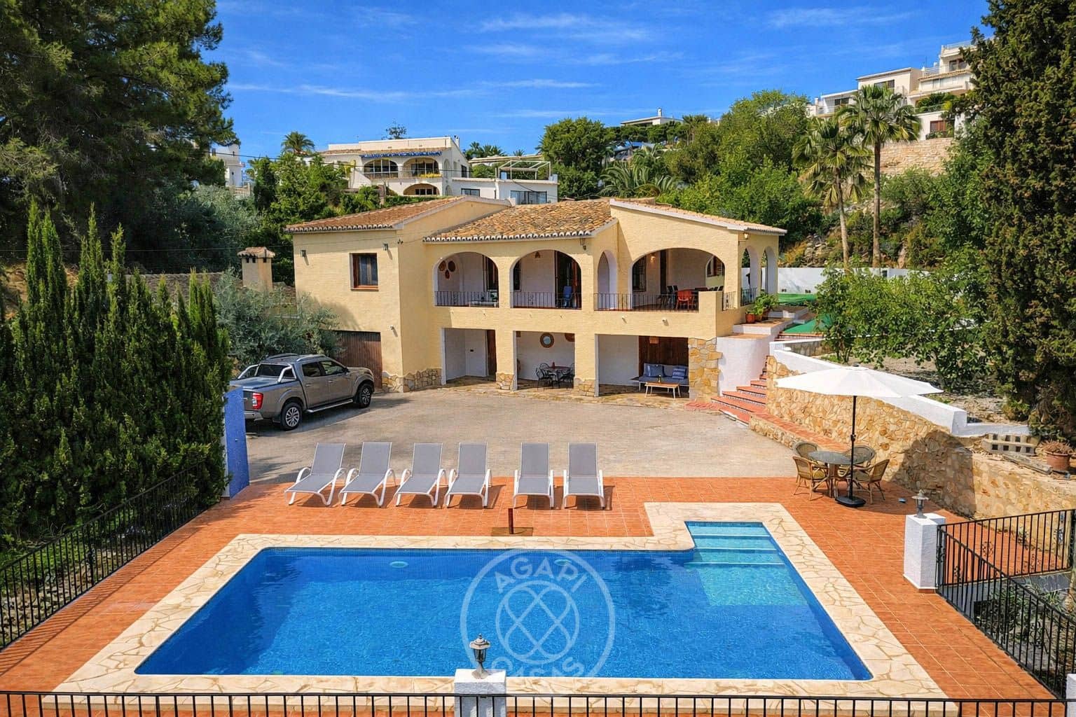 Chalet de 4 habitaciones en Moraira en venta con piscina garaje - 1.390.000 € (Ref: 9563746)