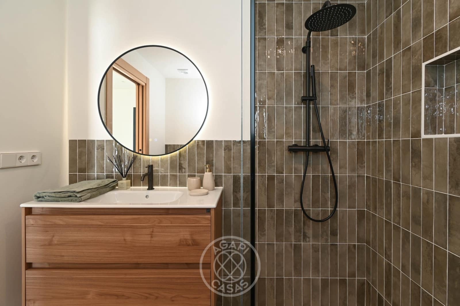 4 bedroom Villa for sale in Moraira with pool garage - € 1,495,000 (Ref: 9563747)