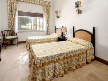 10 quarto Moradia para venda em Denia com piscina garagem - 3 500 000 € (Ref: 9596459)