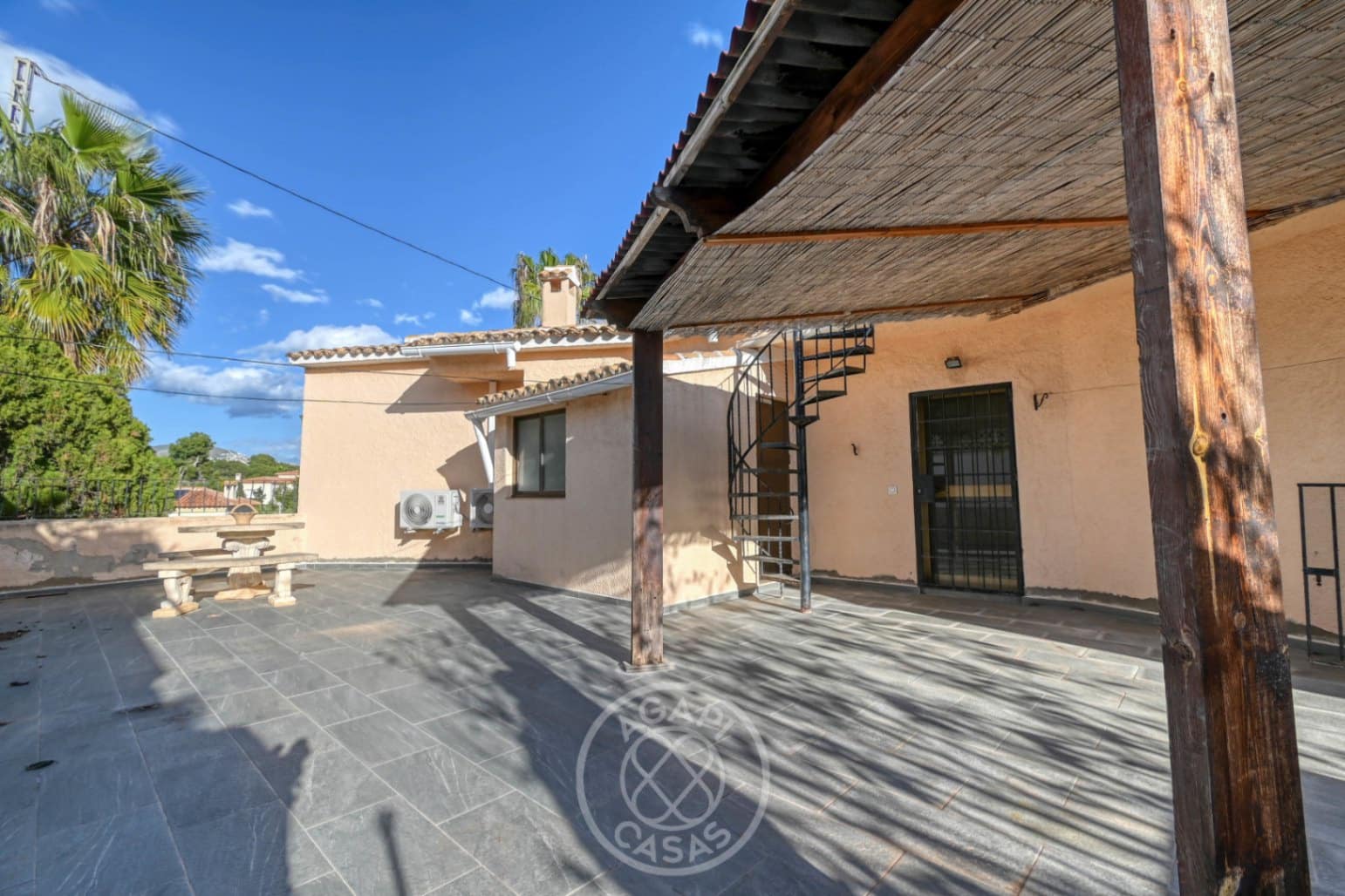 3 camera da letto Villa in vendita in Teulada con piscina garage - 795.000 € (Rif: 9628400)