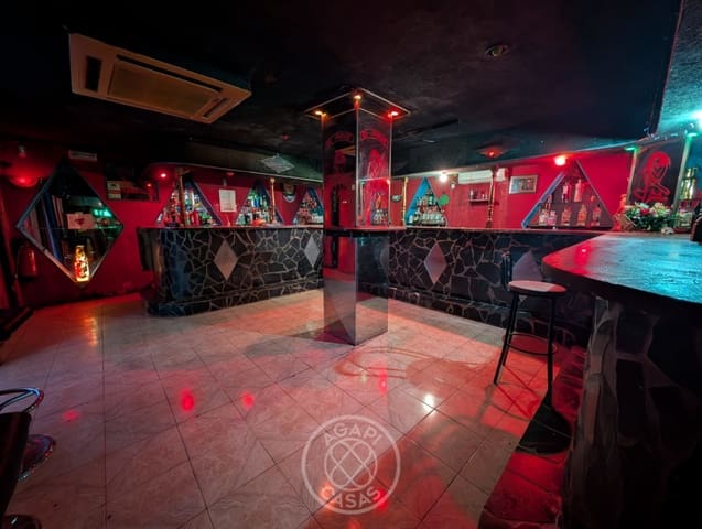 10 quarto Comercial para venda em Pedreguer com garagem - 600 000 € (Ref: 9720574)