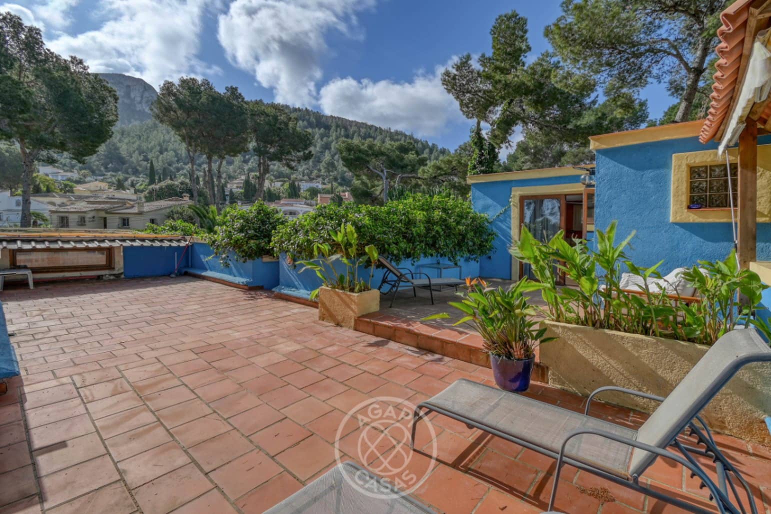4 bedroom Villa for sale in Denia with pool garage - € 619,000 (Ref: 9720575)